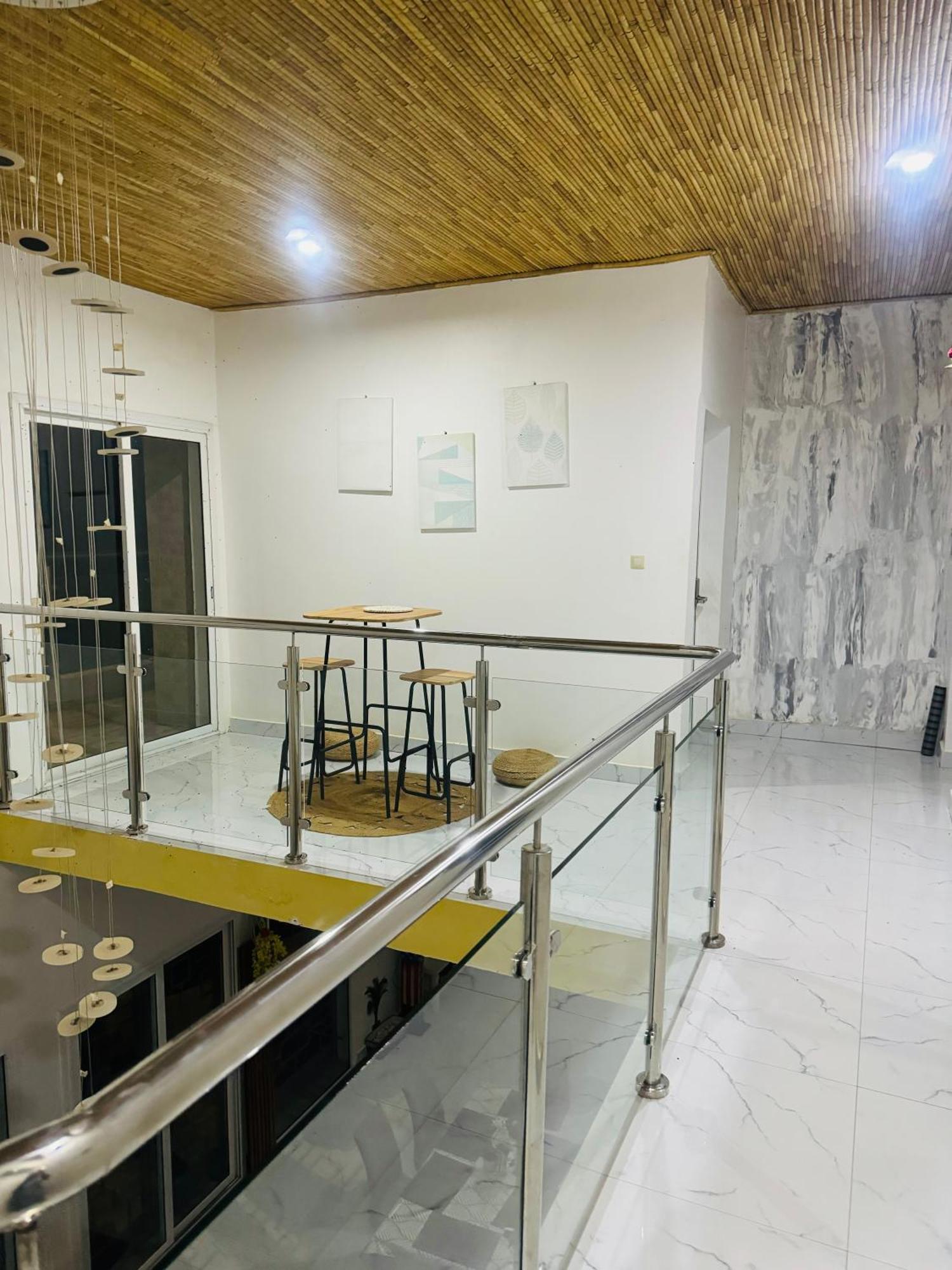 Bed and Breakfast Grace House Jacuzzi Saly Exterior foto